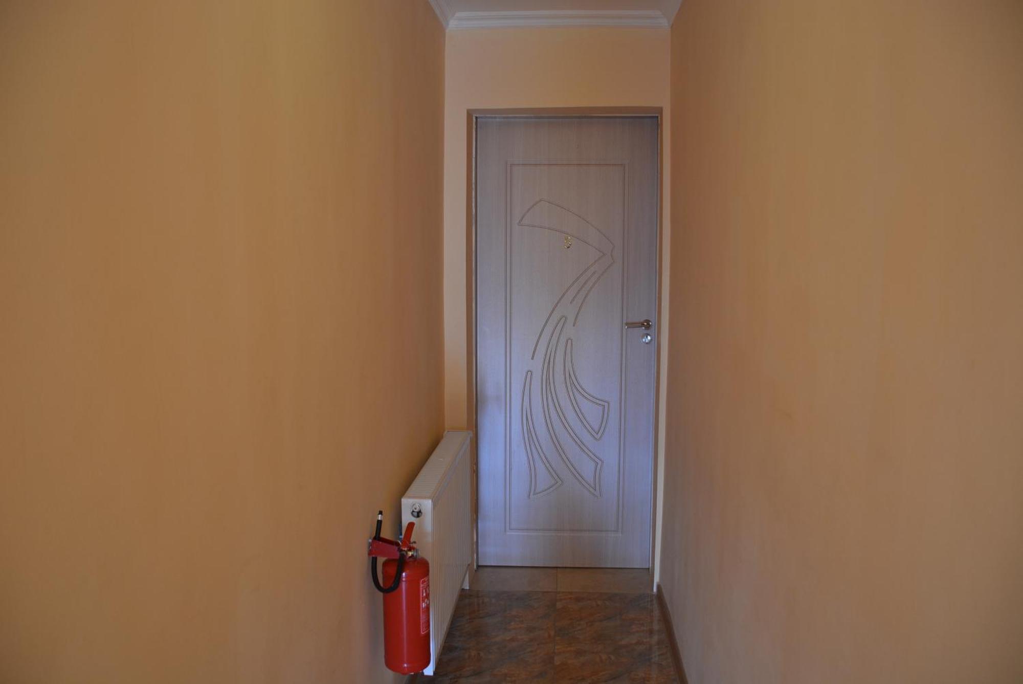 House In Mestia Ngoại thất bức ảnh