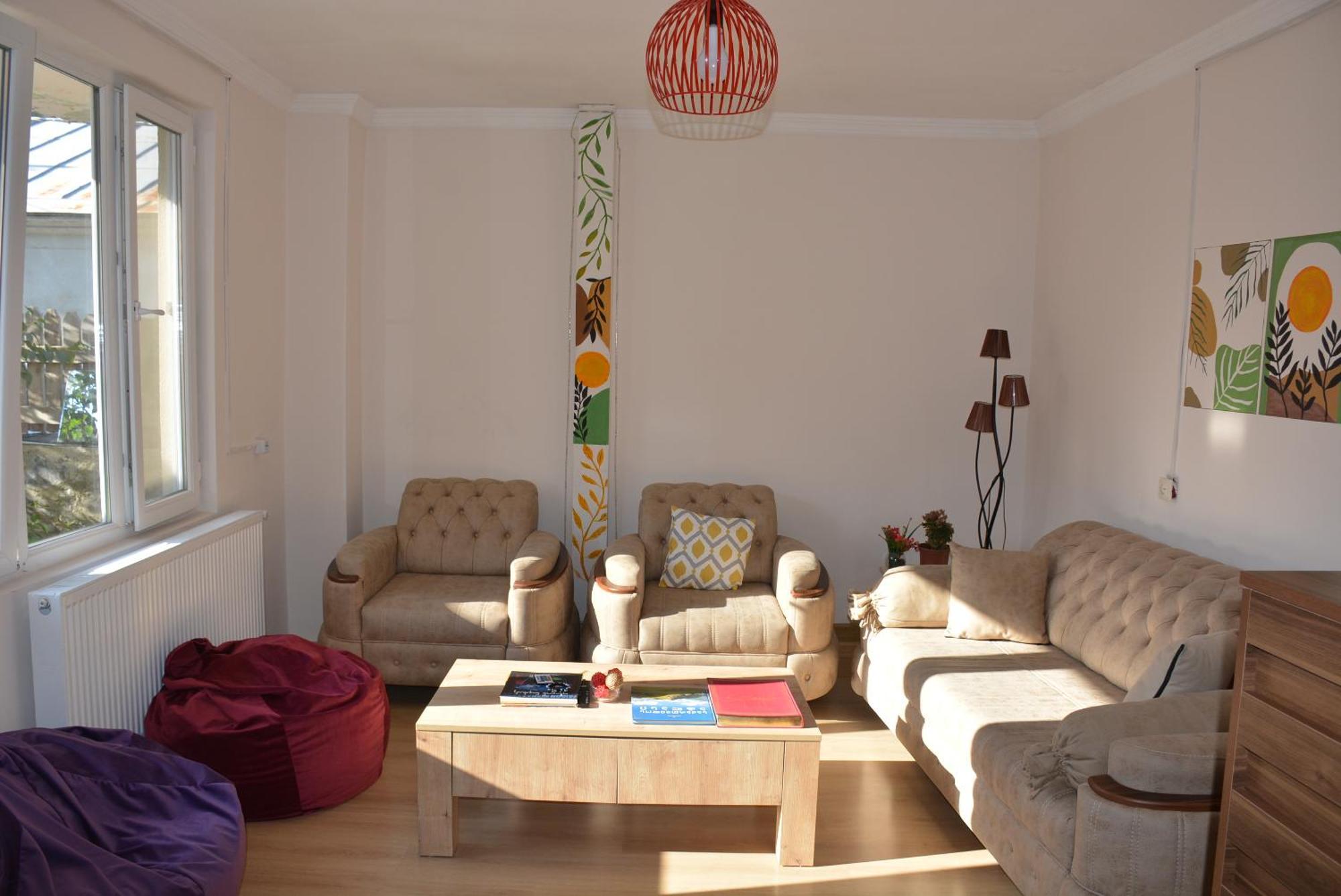 House In Mestia Ngoại thất bức ảnh